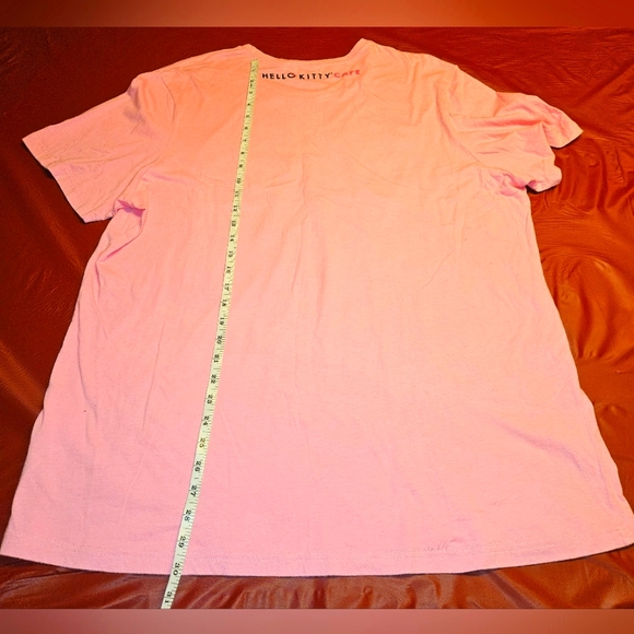 Hello Kitty Heart of Donuts Tee szXXL from Hello Kitty Cafe Truck Pink E.U.C. - Picture 3 of 9